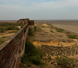lakhpat-fort.html